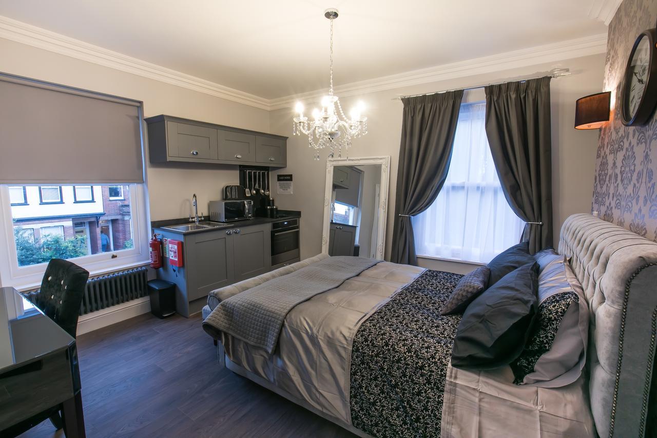 Apartments At Number 10 The Abbey NWI Esterno foto